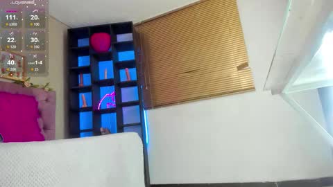 Snapshot of shelby_carson chatting on March 2026 01:01:01 AM Shelby cute online show from March 2026 01:01:01 AM