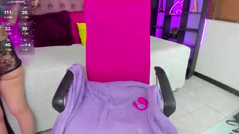 Snapshot of shelby_carson chatting on March 2026 01:18:01 PM Shelby cute online show from March 2026 01:18:01 PM