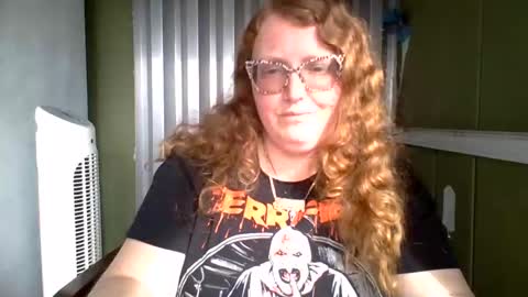 Snapshot of shelbyannn chatting on March 2026 08:37:01 PM Red online show from March 2026 08:37:01 PM