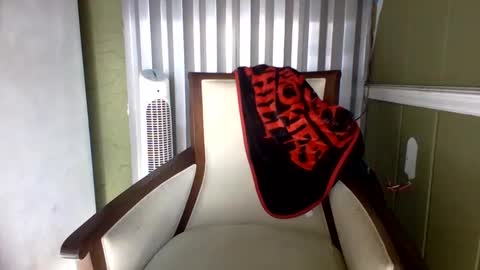 Snapshot of shelbyannn chatting on April 2026 09:16:01 PM Red online show from April 2026 09:16:01 PM