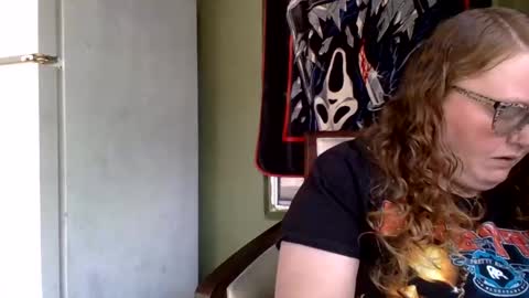 Snapshot of shelbyannn chatting on April 2026 02:23:02 PM Red online show from April 2026 02:23:02 PM