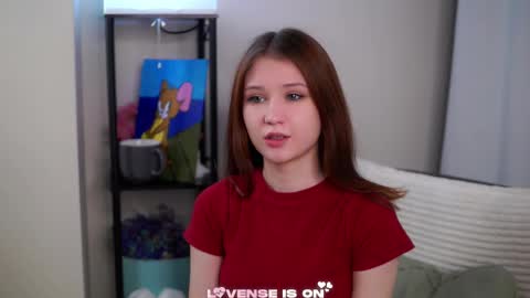 Lina online show from March 2026 02:12:02 PM