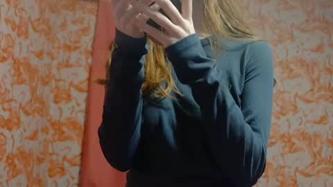 Erika online show from January 2025 04:44:02 AM