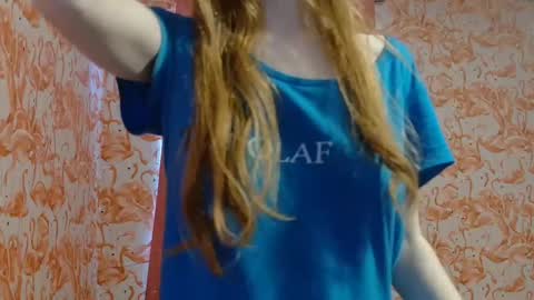 Erika online show from September 2025 07:38:01 PM