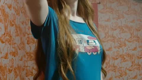 Snapshot of shelikessoymilk chatting on April 2026 02:44:01 AM Erika online show from April 2026 02:44:01 AM