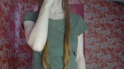 Snapshot of shelikessoymilk chatting on June 2026 10:25:01 PM Erika online show from June 2026 10:25:01 PM