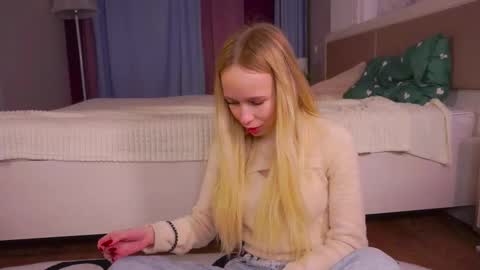 Shelley night Tate day online show from December 2025 06:11:01 AM