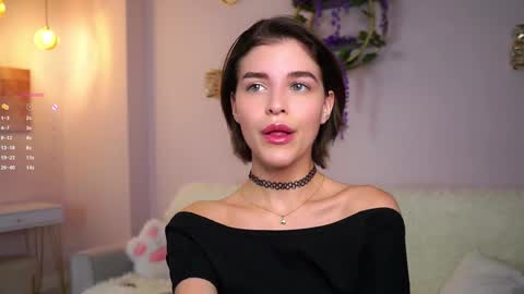 Alex online show from October 2025 01:03:01 AM