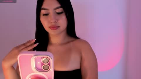 Shelly rayhs online show from June 2026 03:22:02 AM