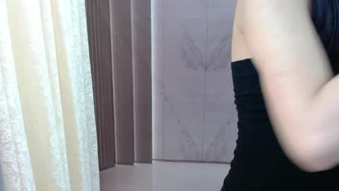 Shelly online show from September 2025 03:49:01 AM