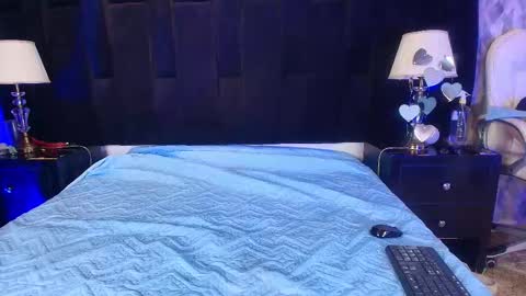 Shelsy online show from February 2025 11:52:01 AM