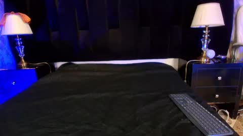 Shelsy online show from March 2025 12:20:01 PM