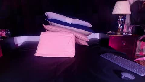 Shelsy online show from November 2025 11:55:02 AM