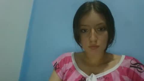 shelsyzevee_ online show from December 2025 01:35:02 AM