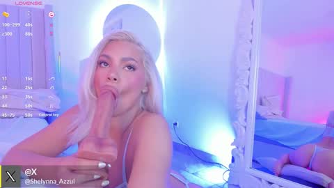 shelynna_azzul online show from October 2025 08:53:02 PM