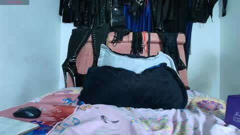 Snapshot of shengyi_blue chatting on April 2026 02:39:02 PM anyela7773 online show from April 2026 02:39:02 PM