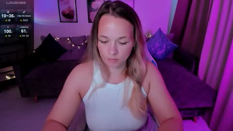 Sheril online show from September 2025 07:52:02 AM