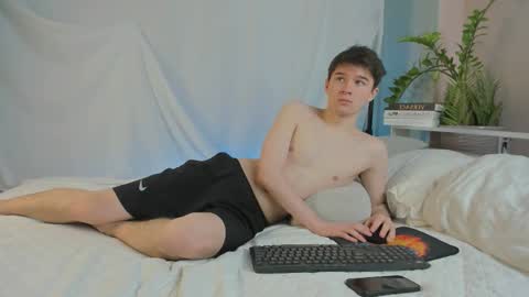 Max online show from March 2026 08:17:01 PM