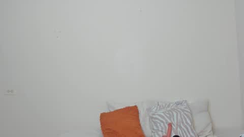 Sherlyn Adams online show from October 2025 09:43:02 AM