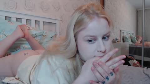 Snapshot of sherlystero chatting on December 2024 02:02:01 PM sher online show from December 2024 02:02:01 PM