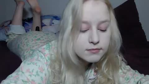 Snapshot of sherlystero chatting on January 2025 05:53:01 AM sher online show from January 2025 05:53:01 AM