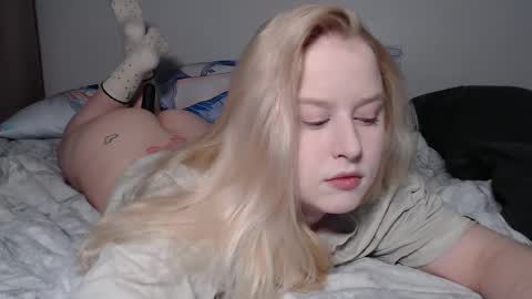 Snapshot of sherlystero chatting on March 2025 02:15:01 AM sher online show from March 2025 02:15:01 AM