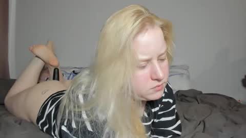 Snapshot of sherlystero chatting on October 2025 06:25:02 AM sher online show from October 2025 06:25:02 AM