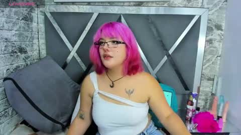 Snapshot of sherry_boomm chatting on April 2026 09:20:02 PM sherry_boomm online show from April 2026 09:20:02 PM