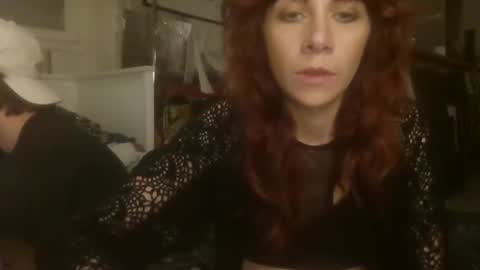 shesawitch online show from November 2025 08:31:01 PM