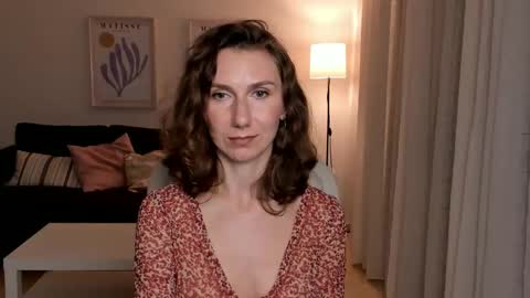 shesleepsnaked online show from December 2024 08:25:02 PM