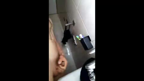 Snapshot of shevonkiy chatting on May 2026 09:16:02 AM NoMan19sm online show from May 2026 09:16:02 AM