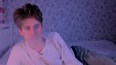 Nenedent online show from March 2026 01:18:01 AM