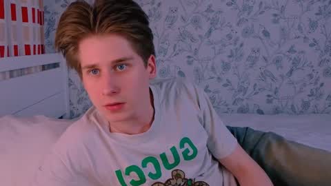 Nenedent online show from April 2026 09:01:02 PM