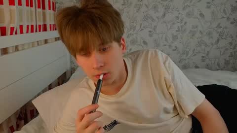 Nenedent online show from April 2026 11:24:01 PM