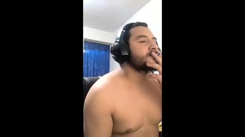 Snapshot of shidokun02 chatting on April 2026 02:43:01 AM TSK online show from April 2026 02:43:01 AM