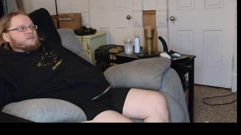 Snapshot of shifty885 chatting on April 2026 01:58:02 AM shifty885 online show from April 2026 01:58:02 AM