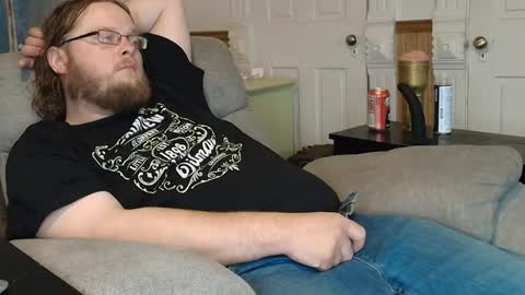 Snapshot of shifty885 chatting on April 2026 11:50:01 PM shifty885 online show from April 2026 11:50:01 PM