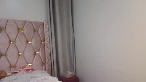 Snapshot of shillah024 chatting on November 2025 07:05:01 PM Shilla online show from November 2025 07:05:01 PM