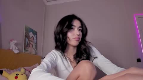 Shineel online show from December 2024 03:54:02 PM