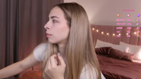 Julia online show from September 2025 06:29:02 AM