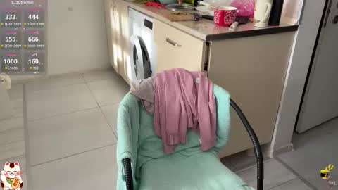 Snapshot of shirayuki_hime chatting on December 2025 11:17:02 AM Im Lilu Rosenblum Guys I have ----Ill be glad to see you there online show from December 2025 11:17:02 AM