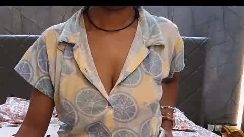 Siri online show from November 2025 02:55:01 AM