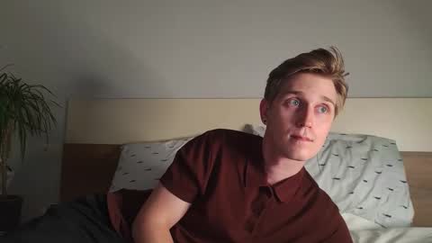 Snapshot of shirizo chatting on September 2025 03:56:02 PM Matthew online show from September 2025 03:56:02 PM