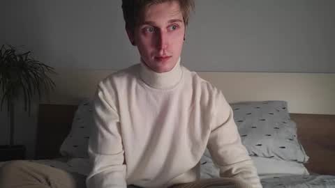 Snapshot of shirizo chatting on October 2025 08:51:02 PM Matthew online show from October 2025 08:51:02 PM