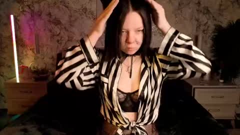sirli online show from May 2026 12:16:02 AM