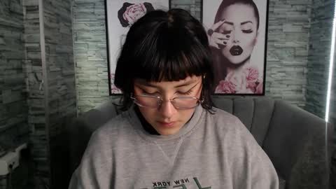 shizuko_b online show from September 2025 02:55:02 AM