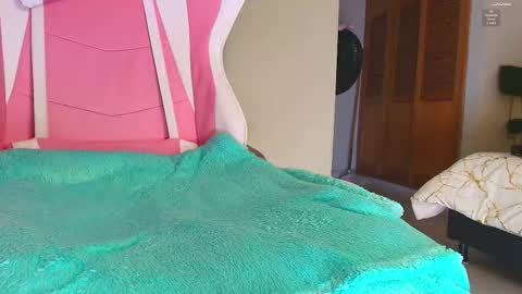  kendal  online show from January 2026 10:39:01 AM