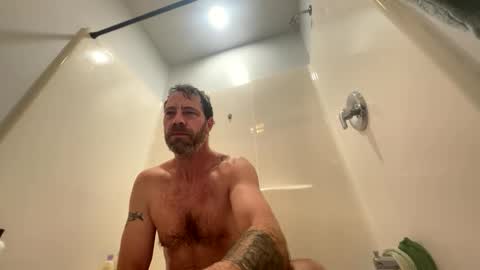 Snapshot of shmodave chatting on January 2025 01:40:01 PM shmodave online show from January 2025 01:40:01 PM