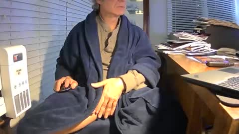 nikolas send dm for an appointment online show from December 2024 03:37:01 AM