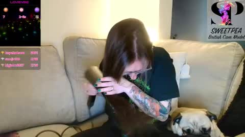 Snapshot of short_sweetpea chatting on November 2025 06:51:01 PM short sweetpea online show from November 2025 06:51:01 PM